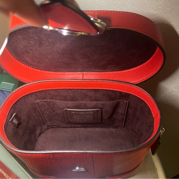 LIKE NEW COACH RED GEORGIE GEM CROSSBODY WITH SILVER HARDWARE - Picture 11 of 16